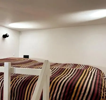 Cosy Renovated Republique Climatisation Apartment *